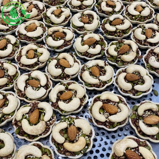 BÁNH HOA MAI HẠT DINH DƯỠNG