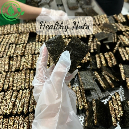 RONG BIỂN KẸP HẠT (SEAWEED COVERED MIX NUTS BAR)
